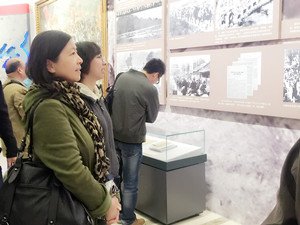 坚定理想信念