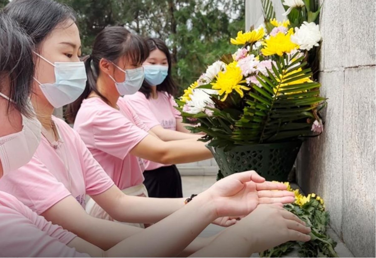 奋进新征程
