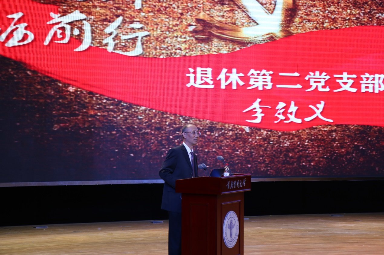 对照阅读持续组织开展新生引航工程系列