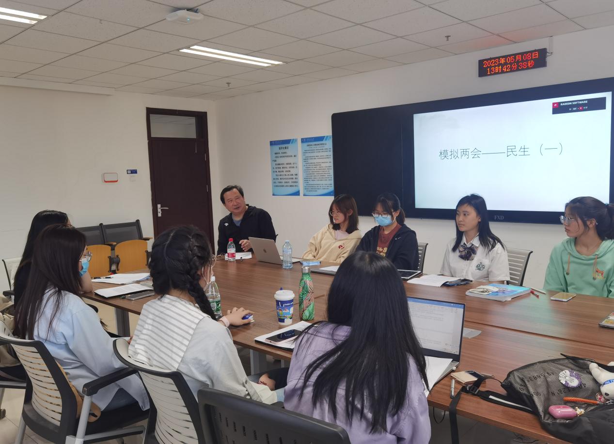 校bat365在线登录官网玩法介绍书