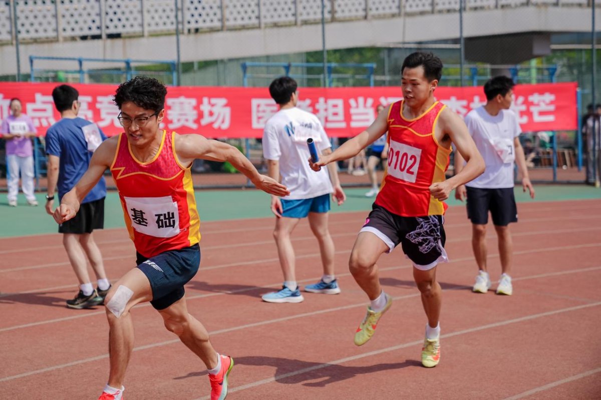 强体铸魂,青春向阳