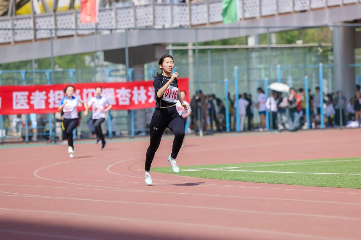 首医运动会 + 足球巅峰对决火热开赛