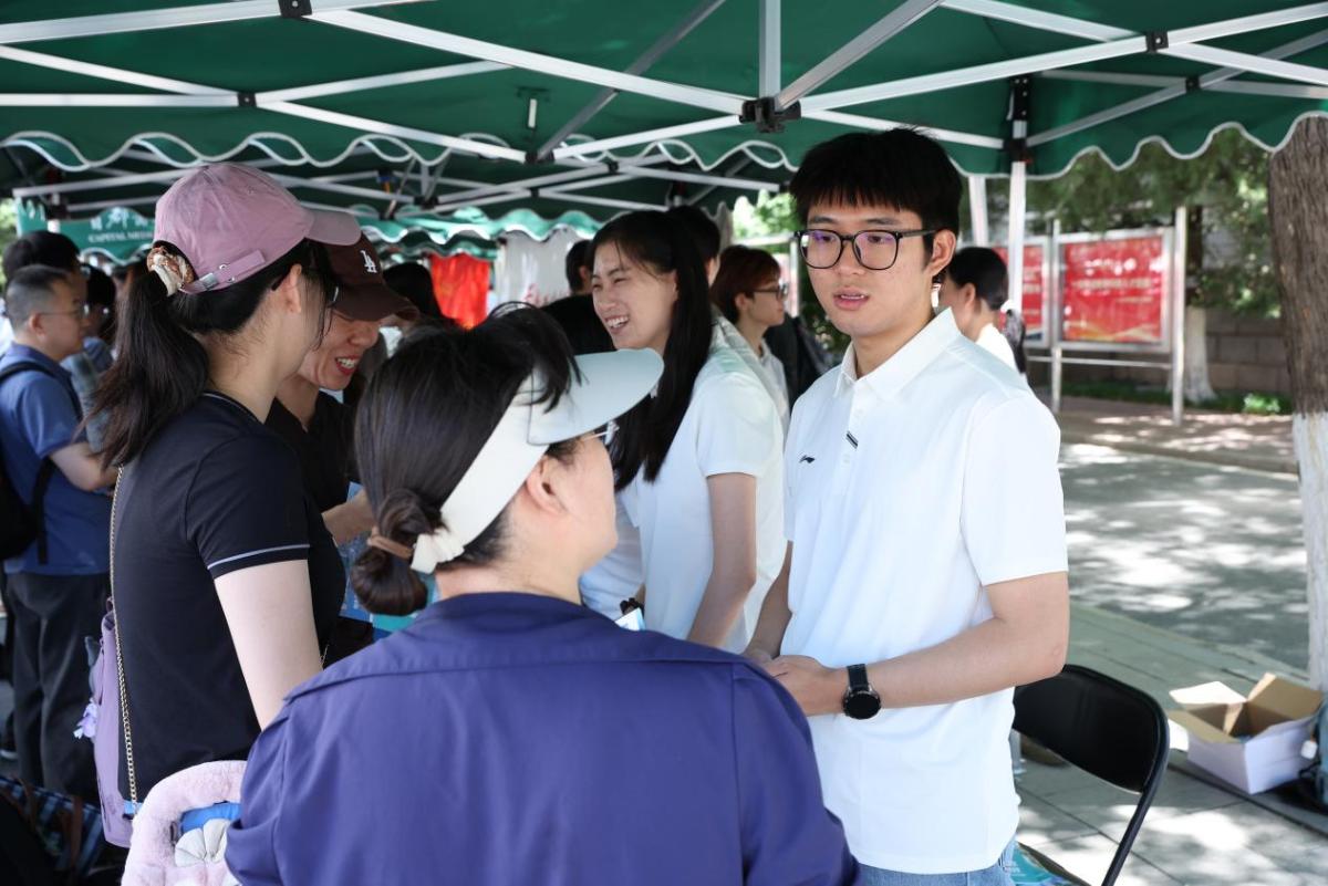 一场青年学子与医学殿堂的双向奔赴