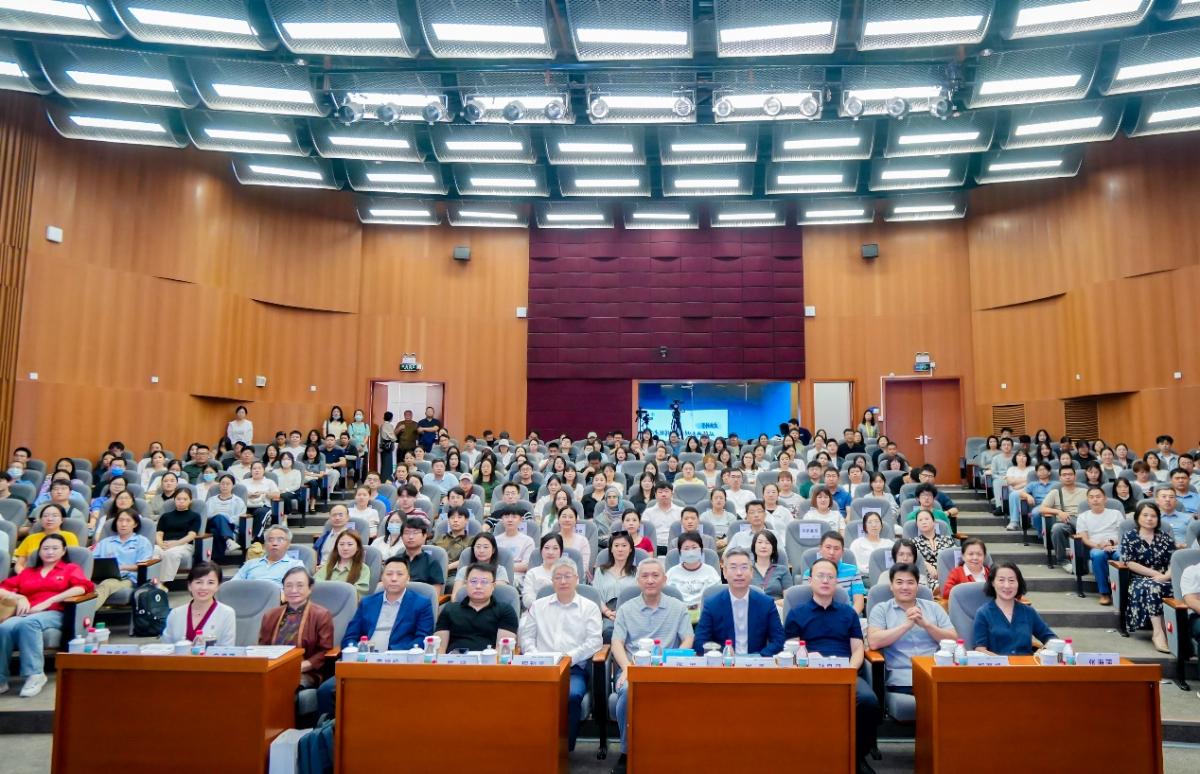 由bat365在线登录官网携手巴塞罗