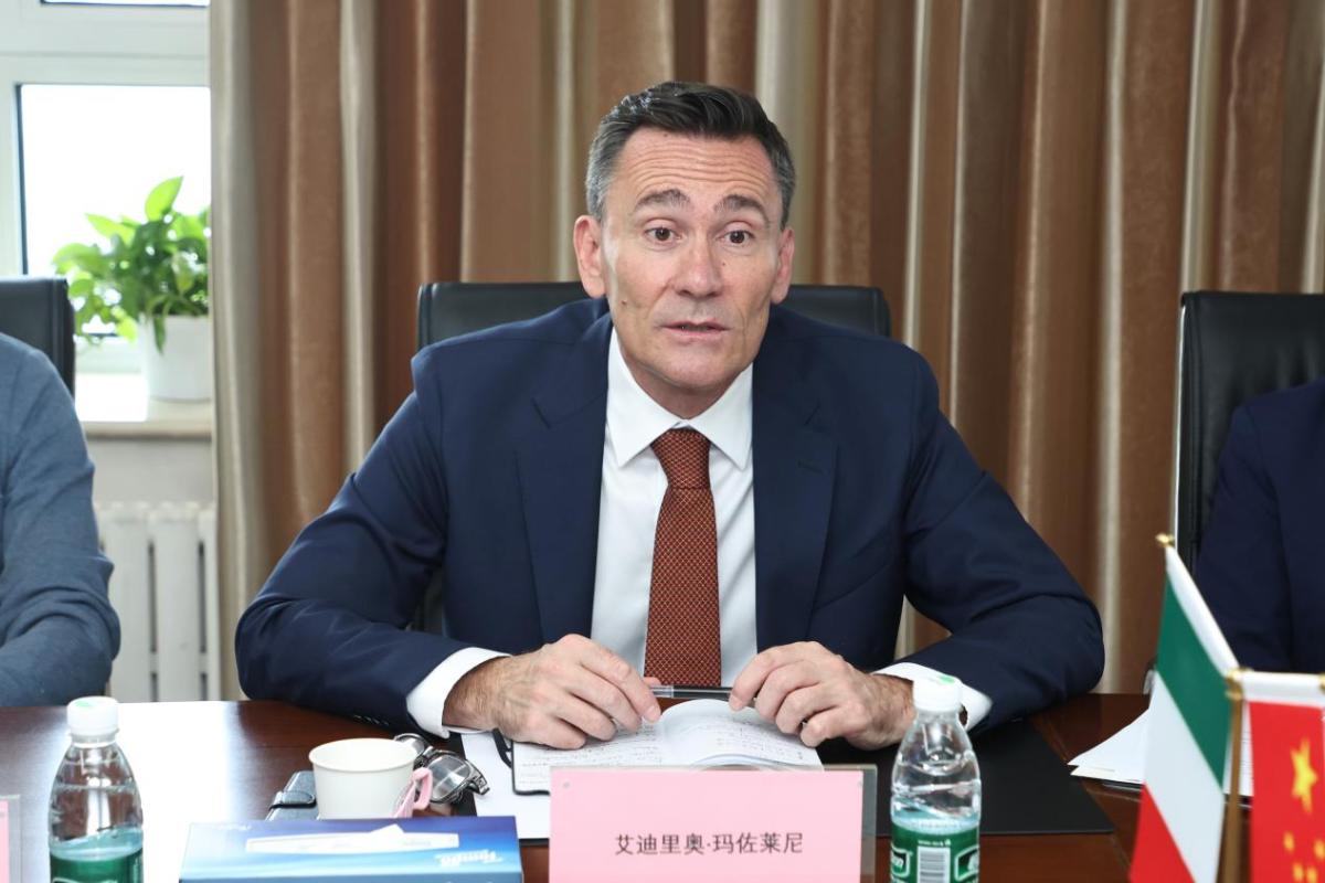 师生互访