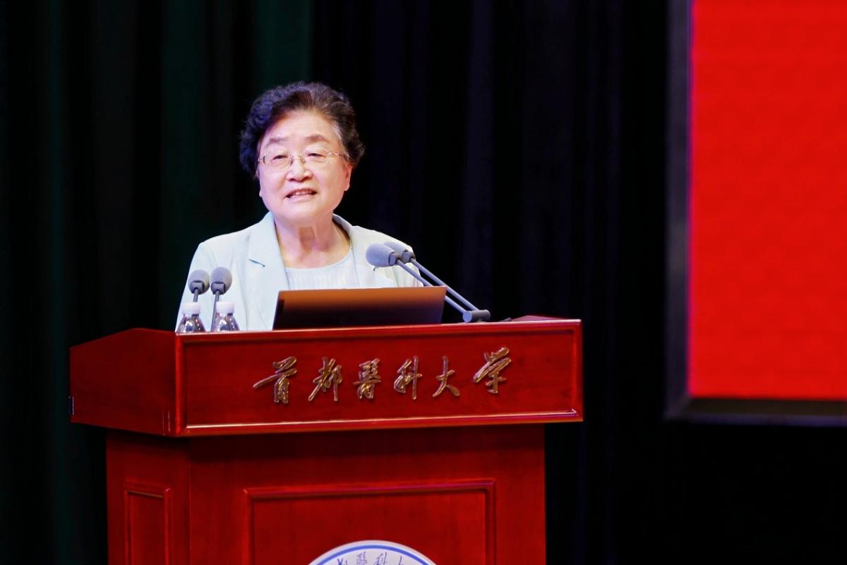 共叙同窗情谊